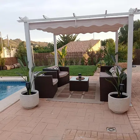 Marovi Bonalba 펜션 *